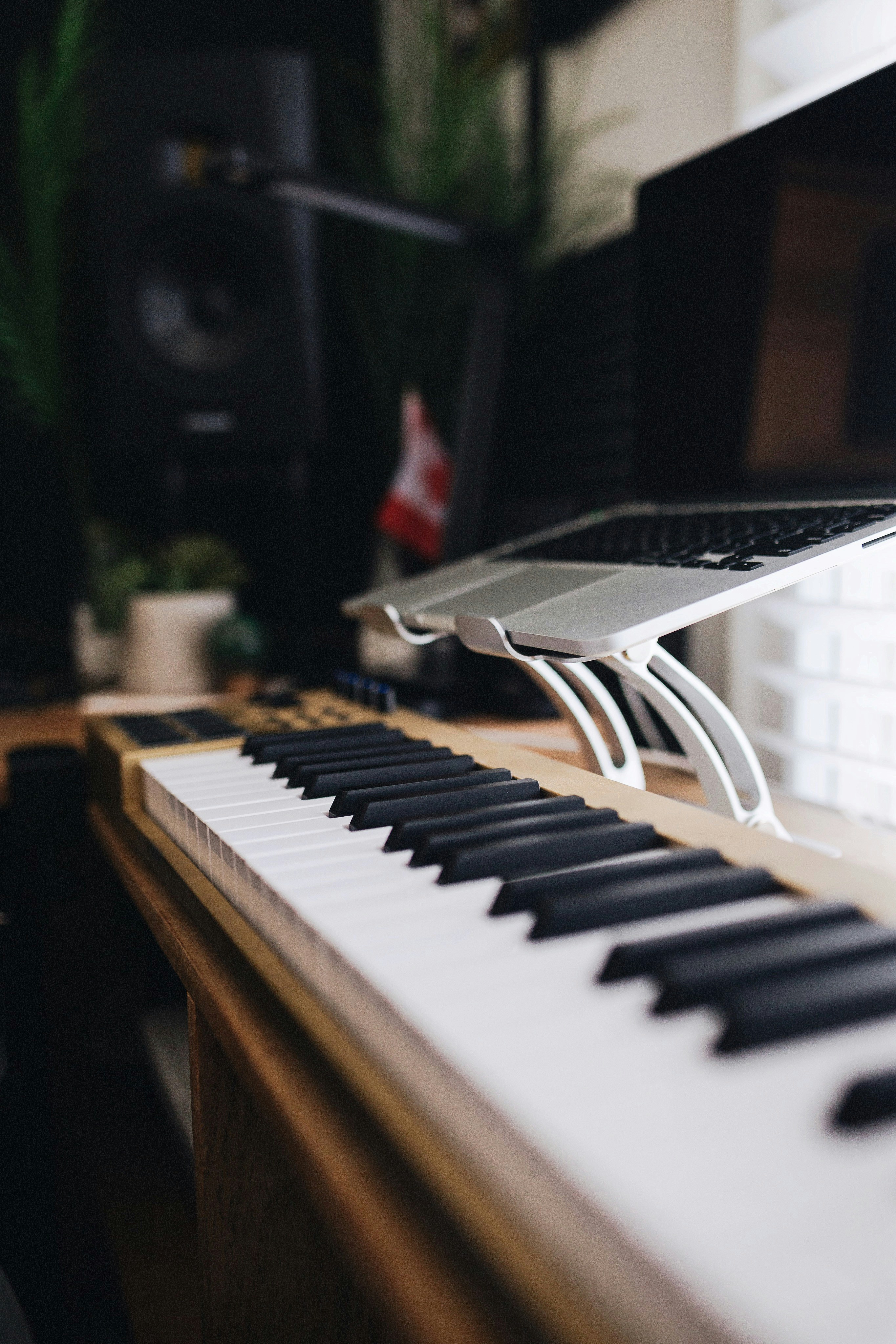 Simple Setup to Learn Piano at Home