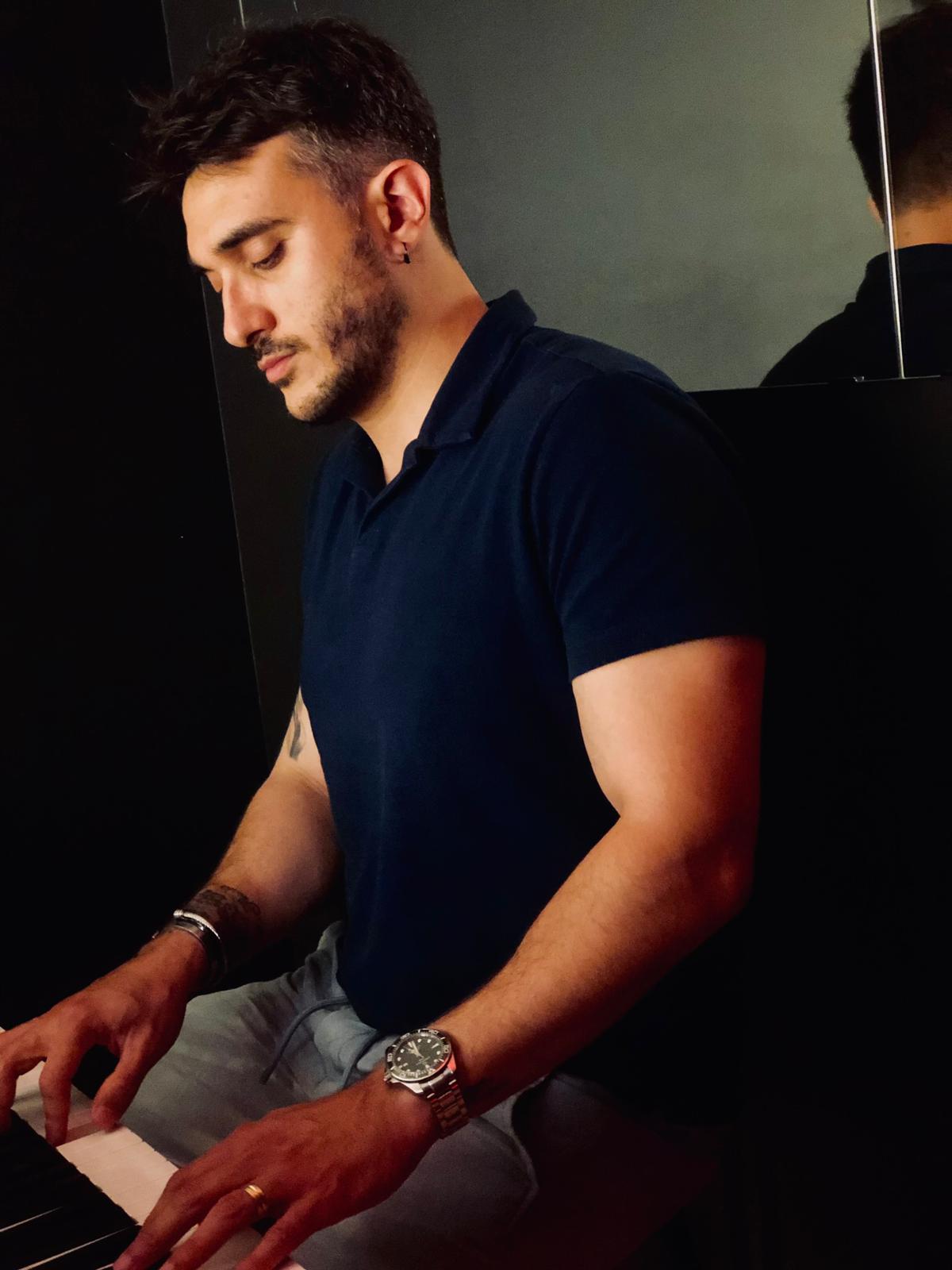 profesores y equipo academia voice up