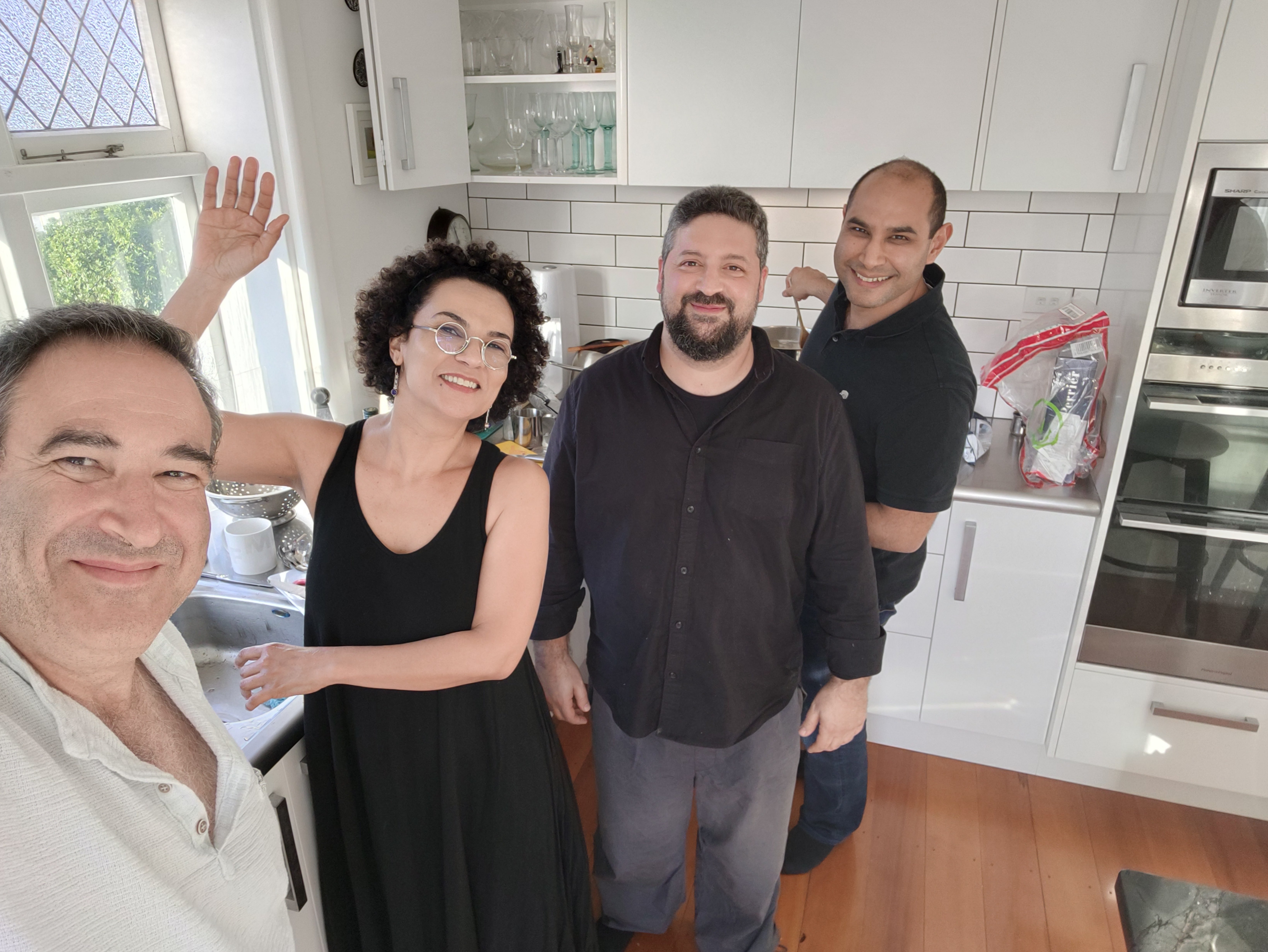 Ahlan wa Sahlan (orchestra, vocalist, oud) with Oum and Kyriakos Tapakis by John Psathas, image 9 of 12