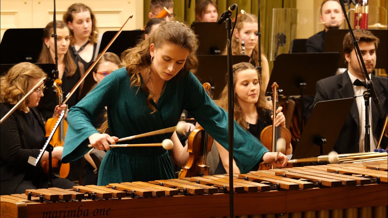 Lenka Titzova performs Atalanta in Ljubljana, Slovenia at Julija Betteta Hall, Ljubljana, 1000