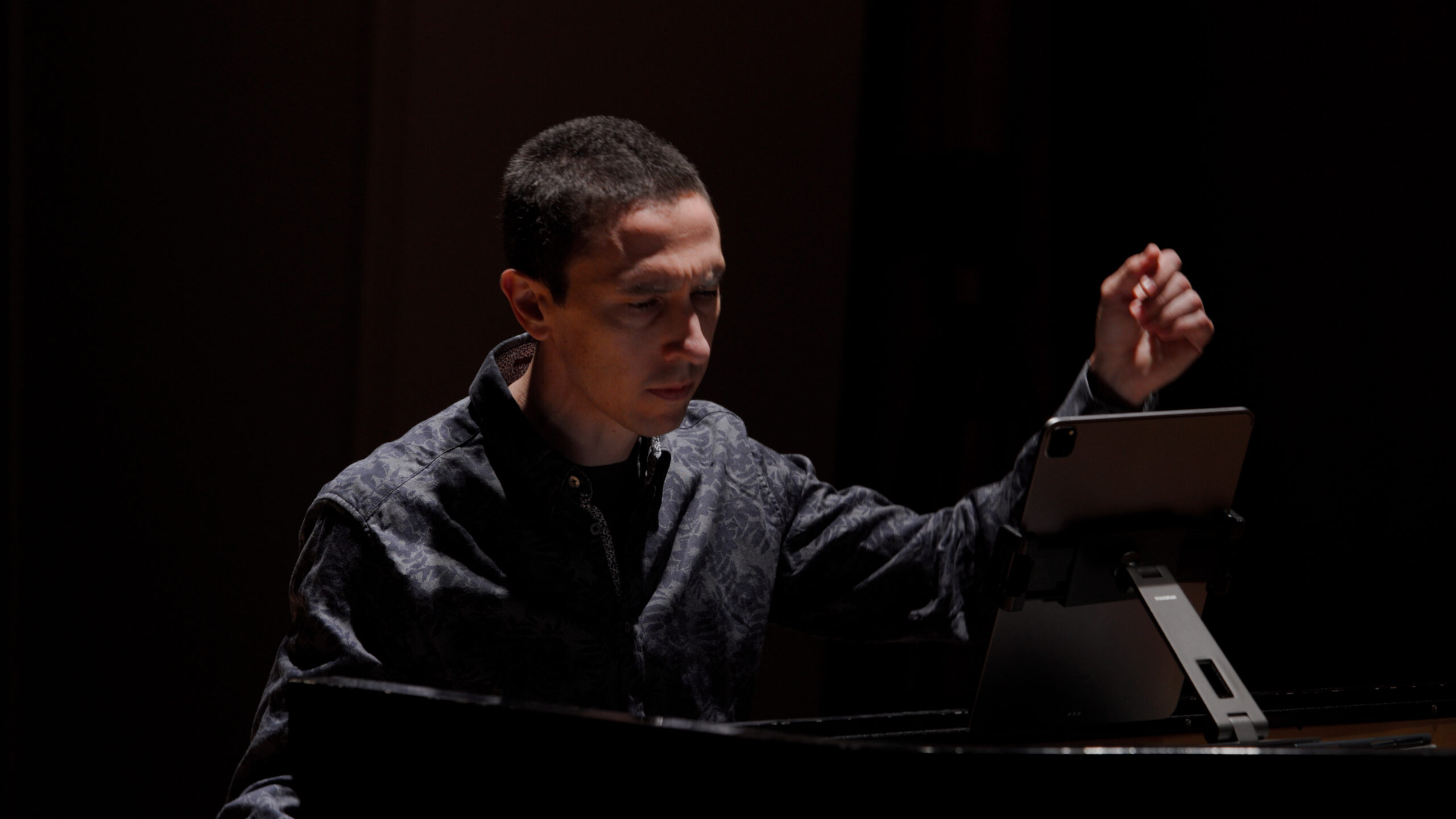 Nic Gerpe performs Jettatura in Los Angeles at Thayer Hall at the Colburn School, Los Angeles, CA 90012, USA