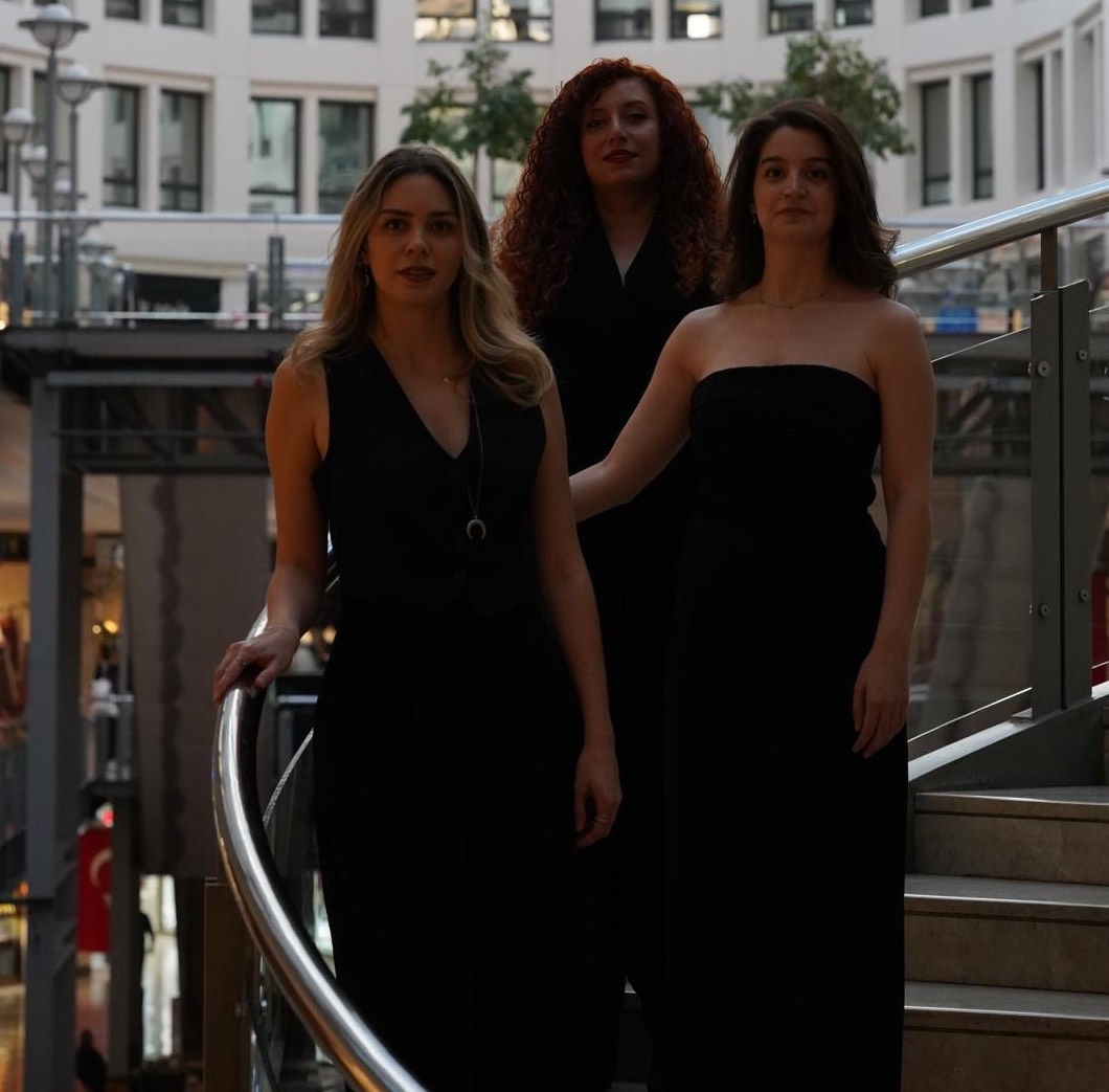 Terra Trio perform Helix in Adana, Türkiye at Muse Art Collective, 01120 Seyhan/Adana, Turkey