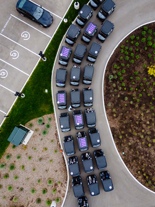 Cloudbet Branded cars