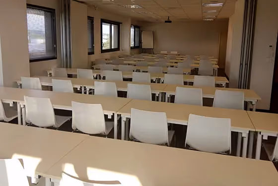 Salle de réunion Soléa 100 à l'Espace Entreprise de Garosud, Montpellier
