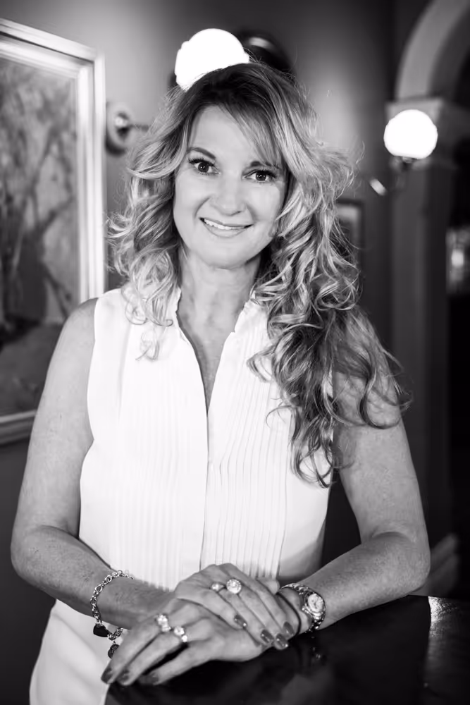 Photo of Nicki Williams.
International marketing communications consultant