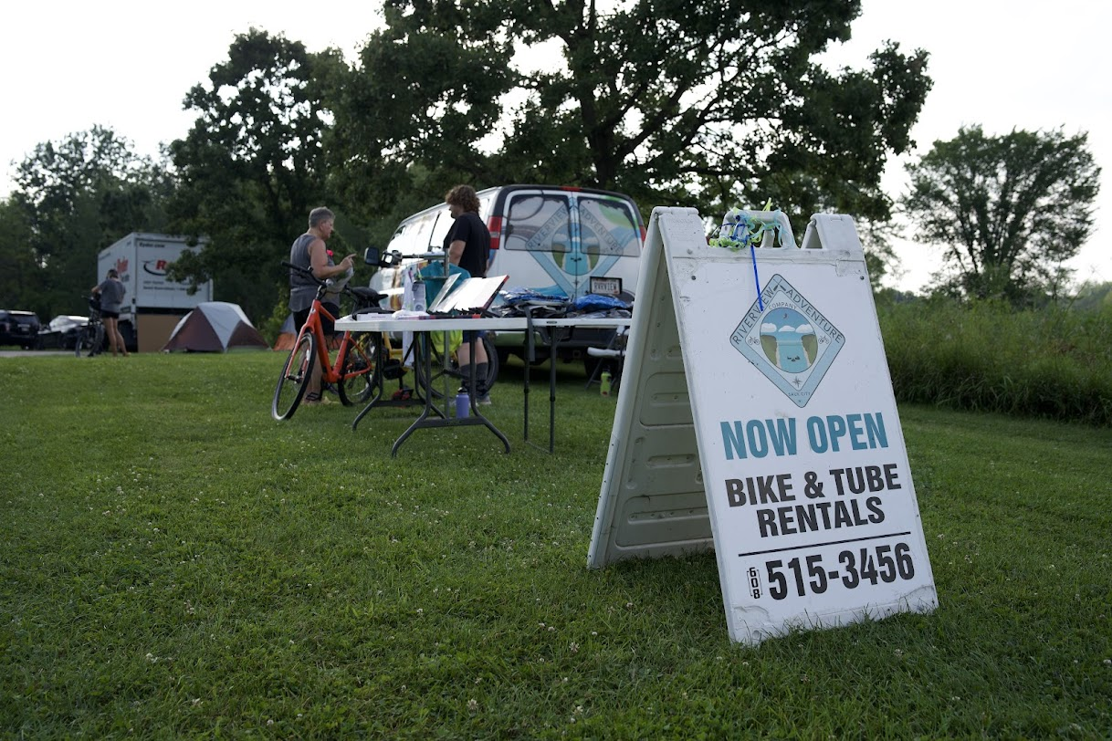 Riverview Adventure Wisconsin pop up booth