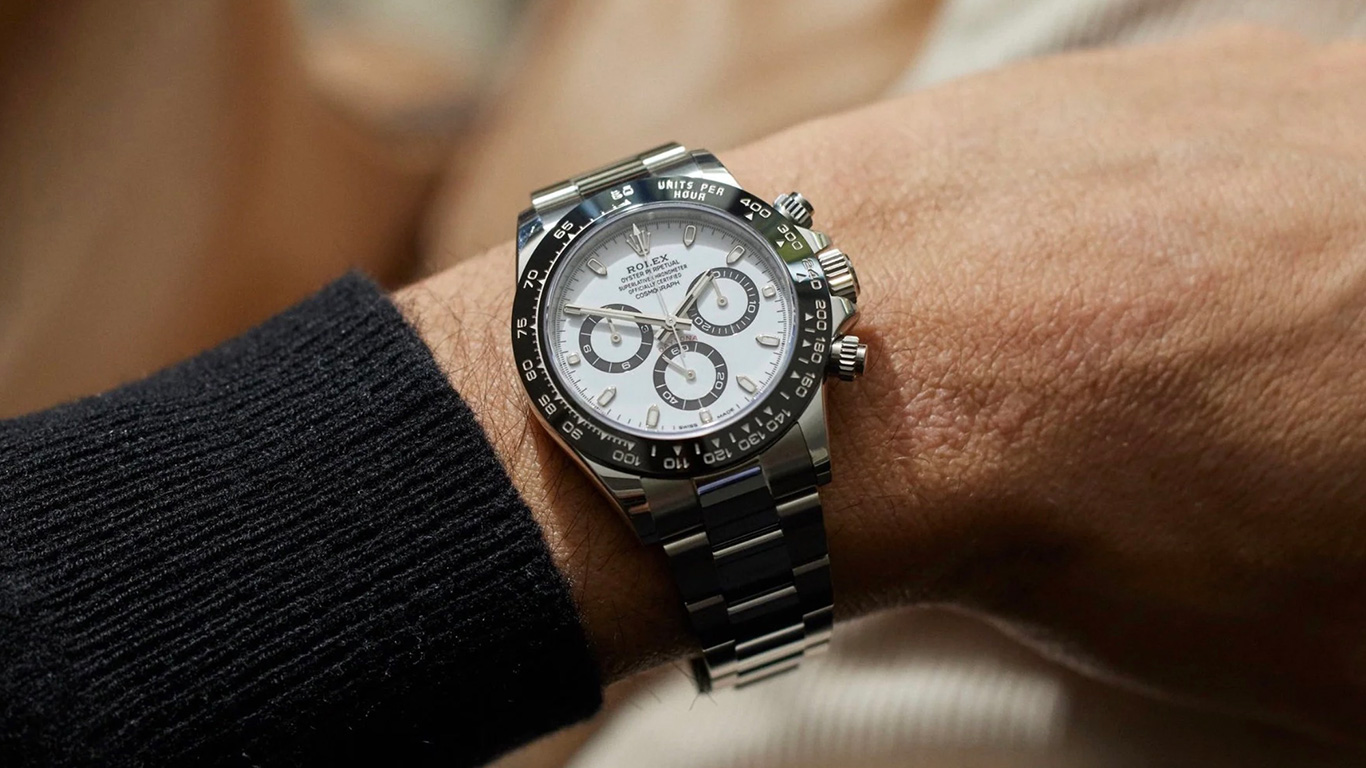 rolex-wrist