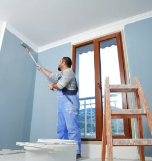 Moler kreci prostoriju u Podgorici, Crna Gora - profesionalno krecenje uz Prka Home Art.