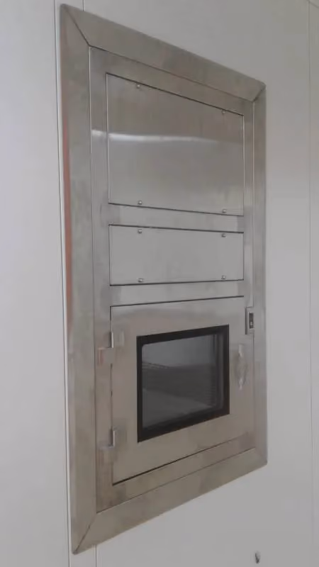 Static Pass Boxes