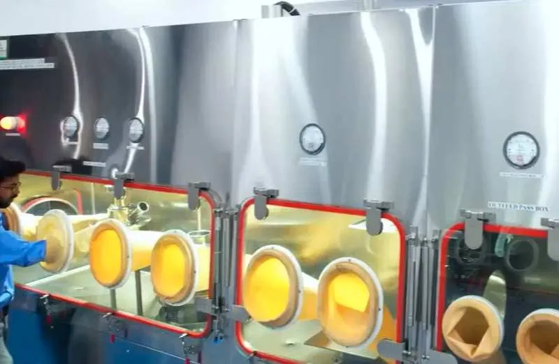 The Importance of Containment in Pharmaceutical Manufacturing: Protecting Products, Operators, and the Environment