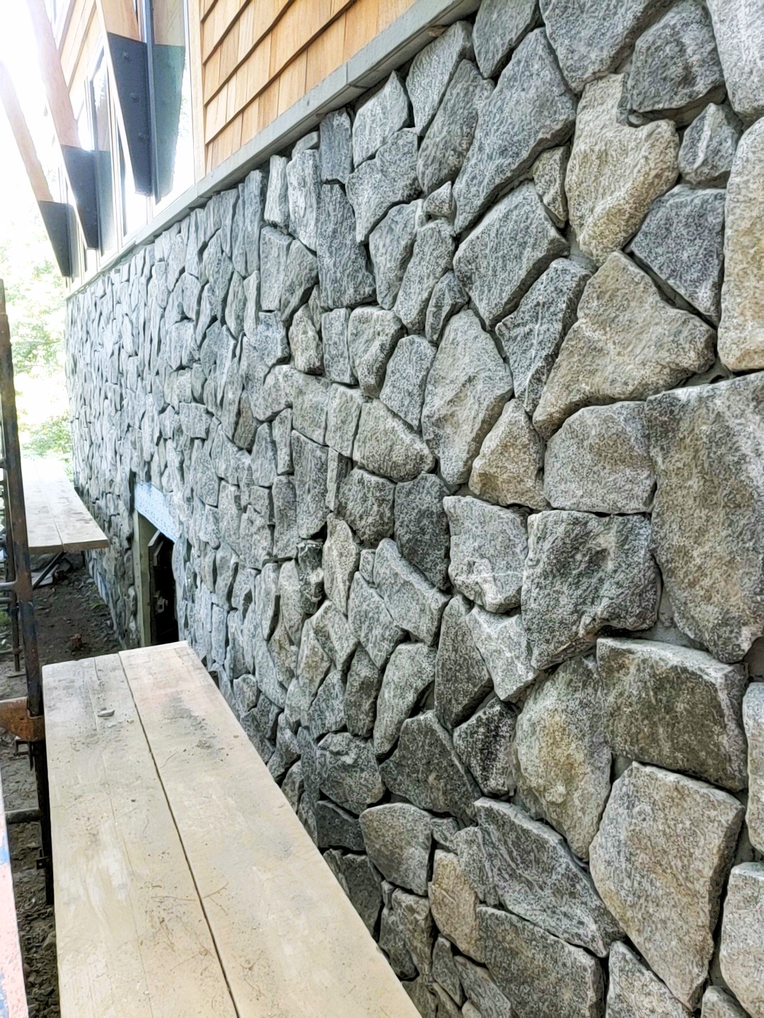 Stone Walls: The Perfect Combination of Form and Function