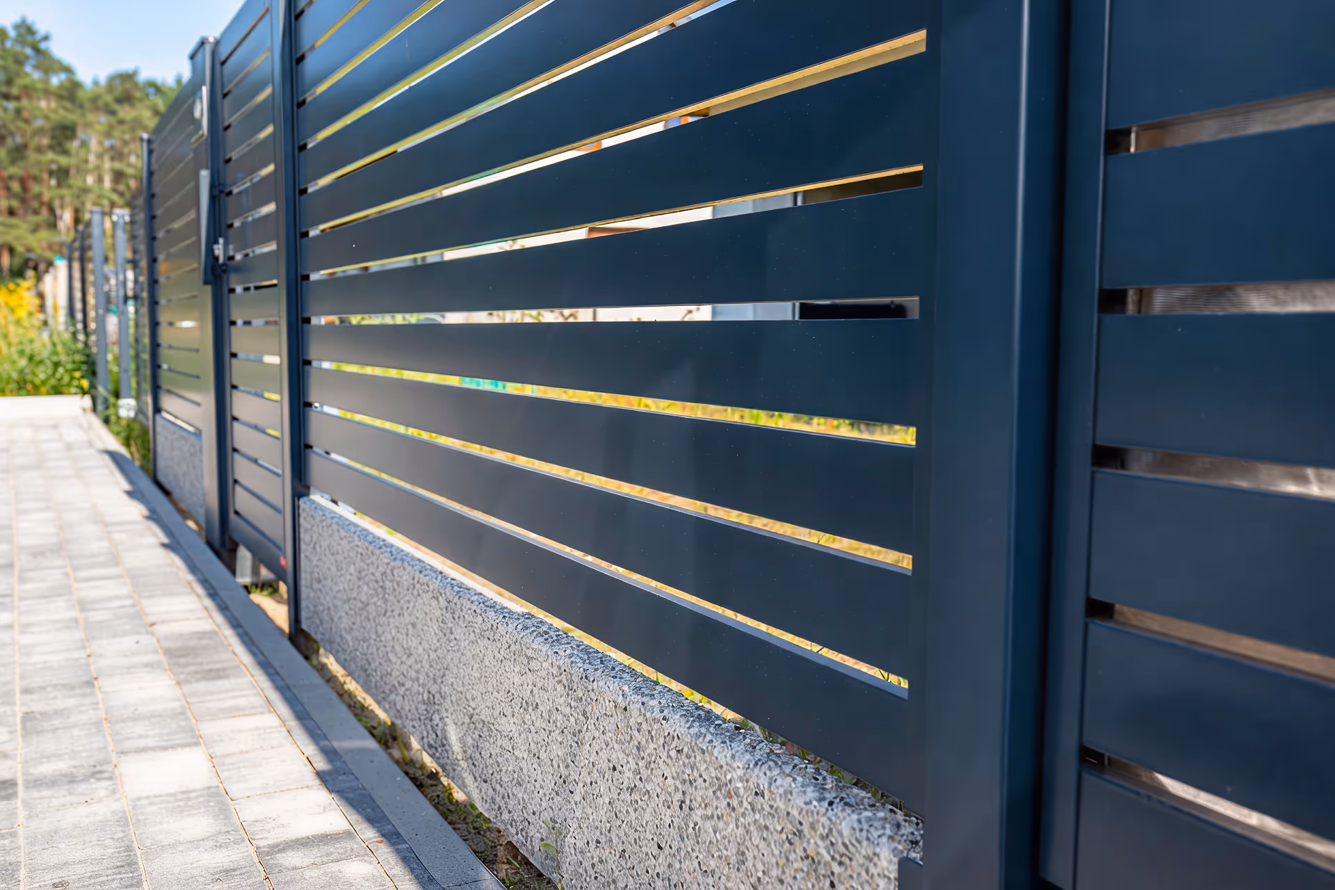 Heavy-duty electric driveway gate installation in Seattle, Washington for enhanced home security