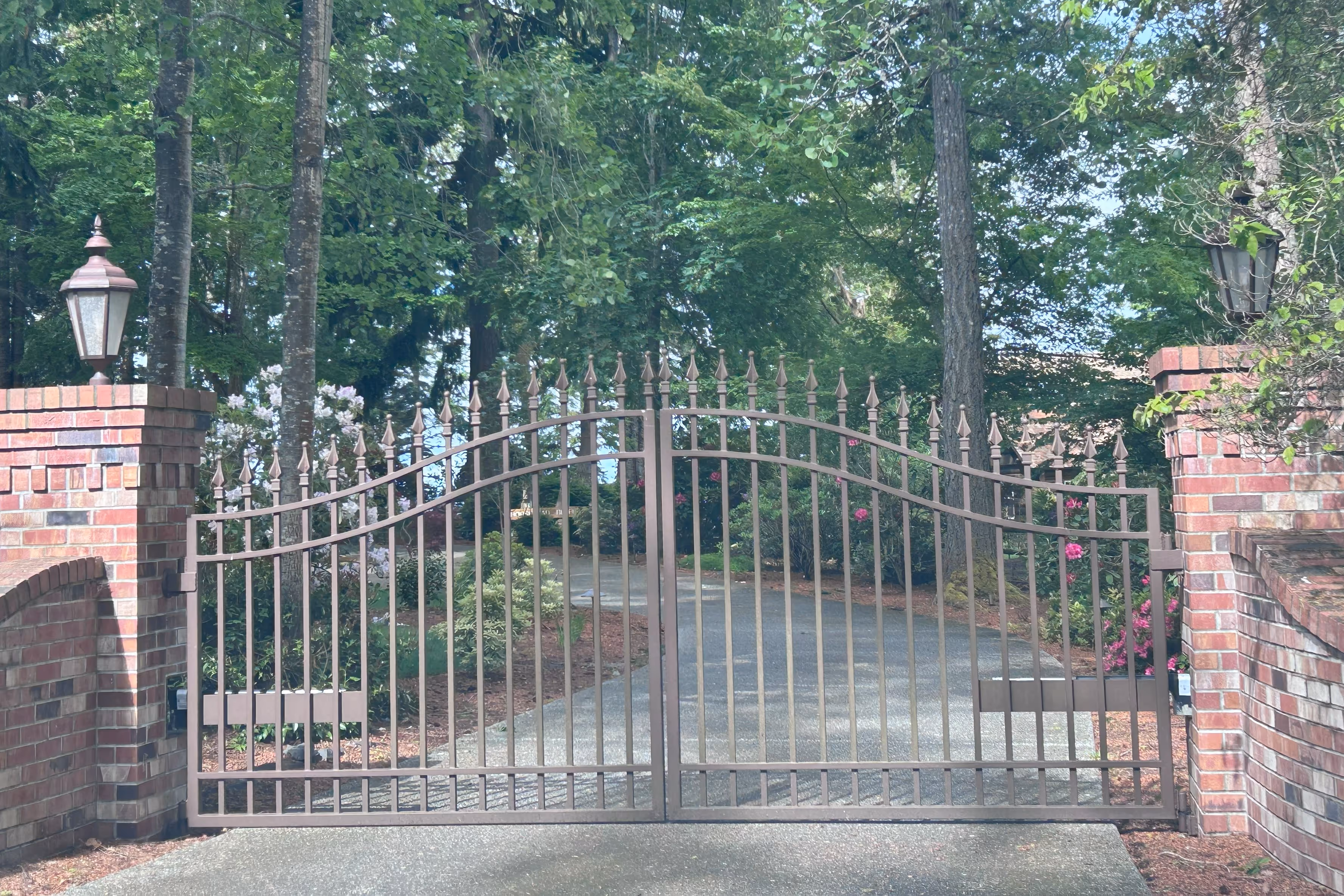 10 Unexpected Benefits of an Automatic Gate - Interactive Gates