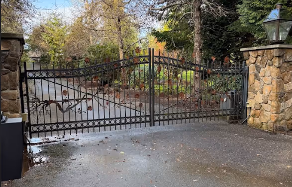 What Is the Life Expectancy of an Automatic Gate and How to Extend It