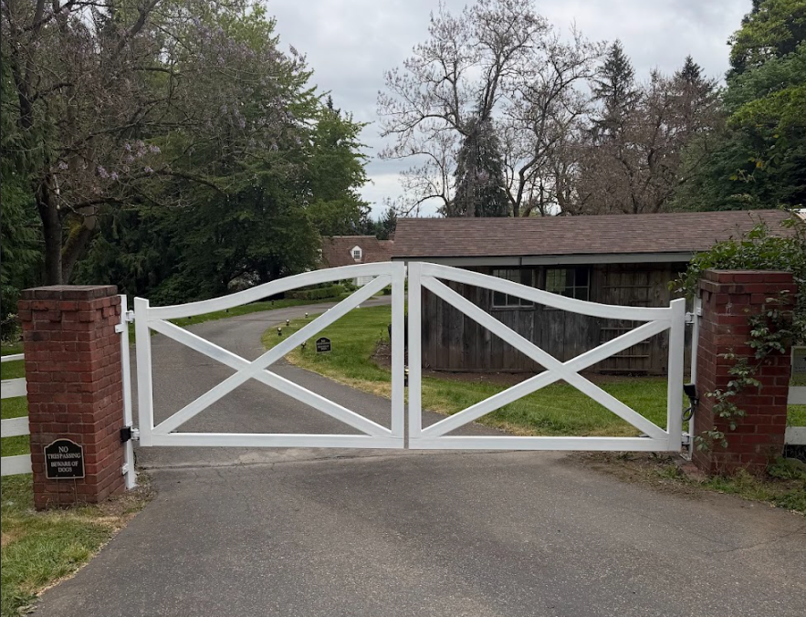 Automatic gates simplify secure package deliveries.