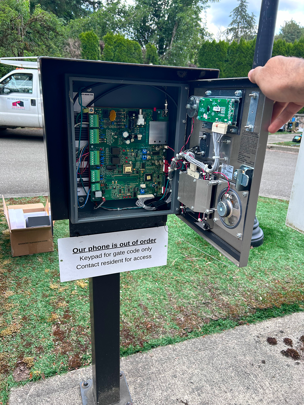 What Is the Best Automatic Gate Opener? A Seattle-Tacoma Buyer's Guide