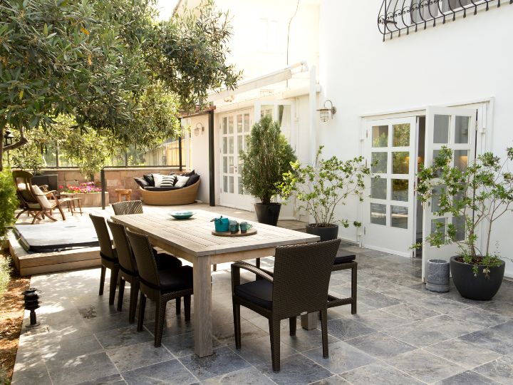 Summer Outdoor Living Spaces: Maximizing Michigan's Warm Months
