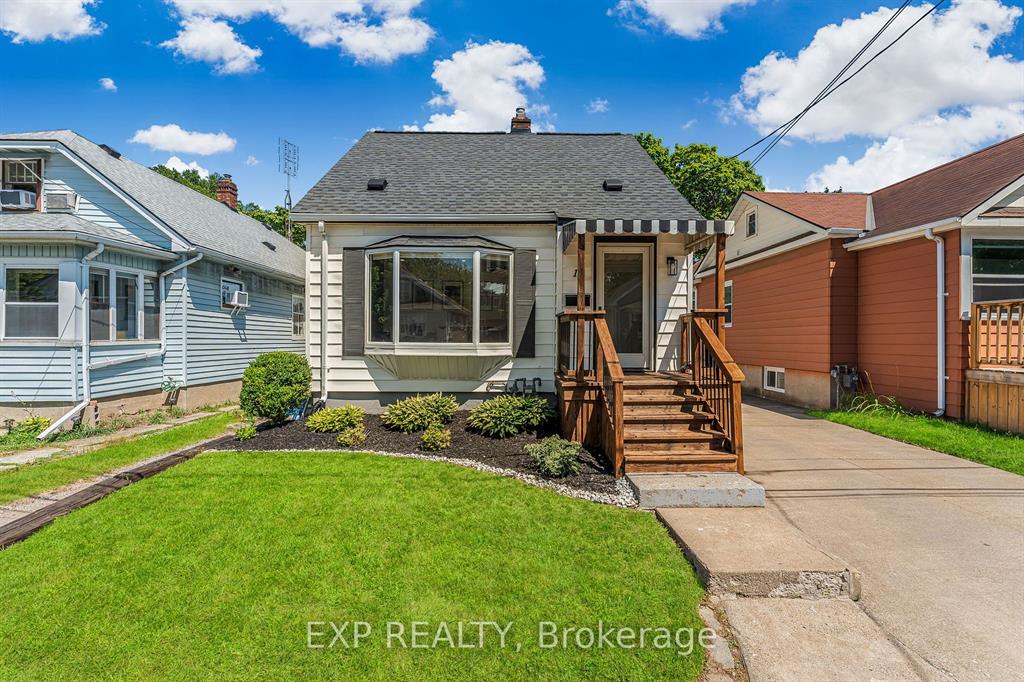 Feature Property image