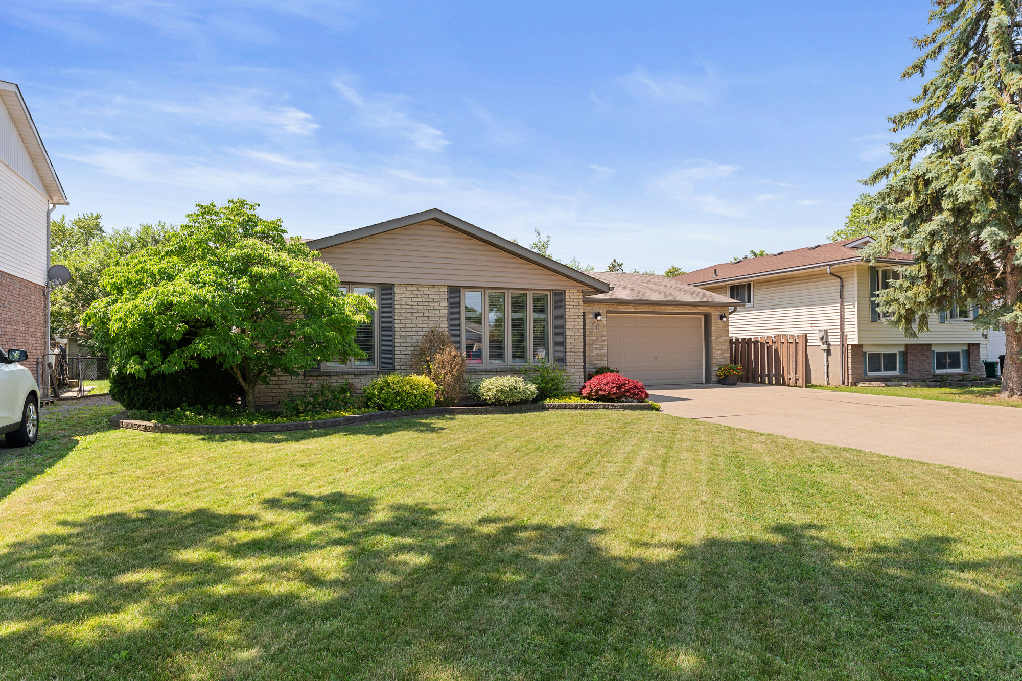 Feature Property image