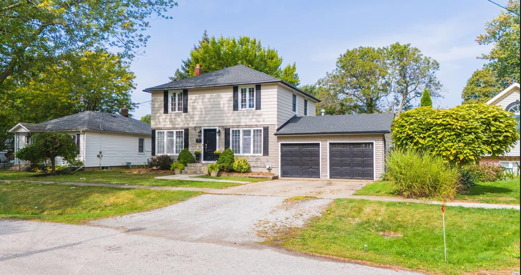 Feature Property image