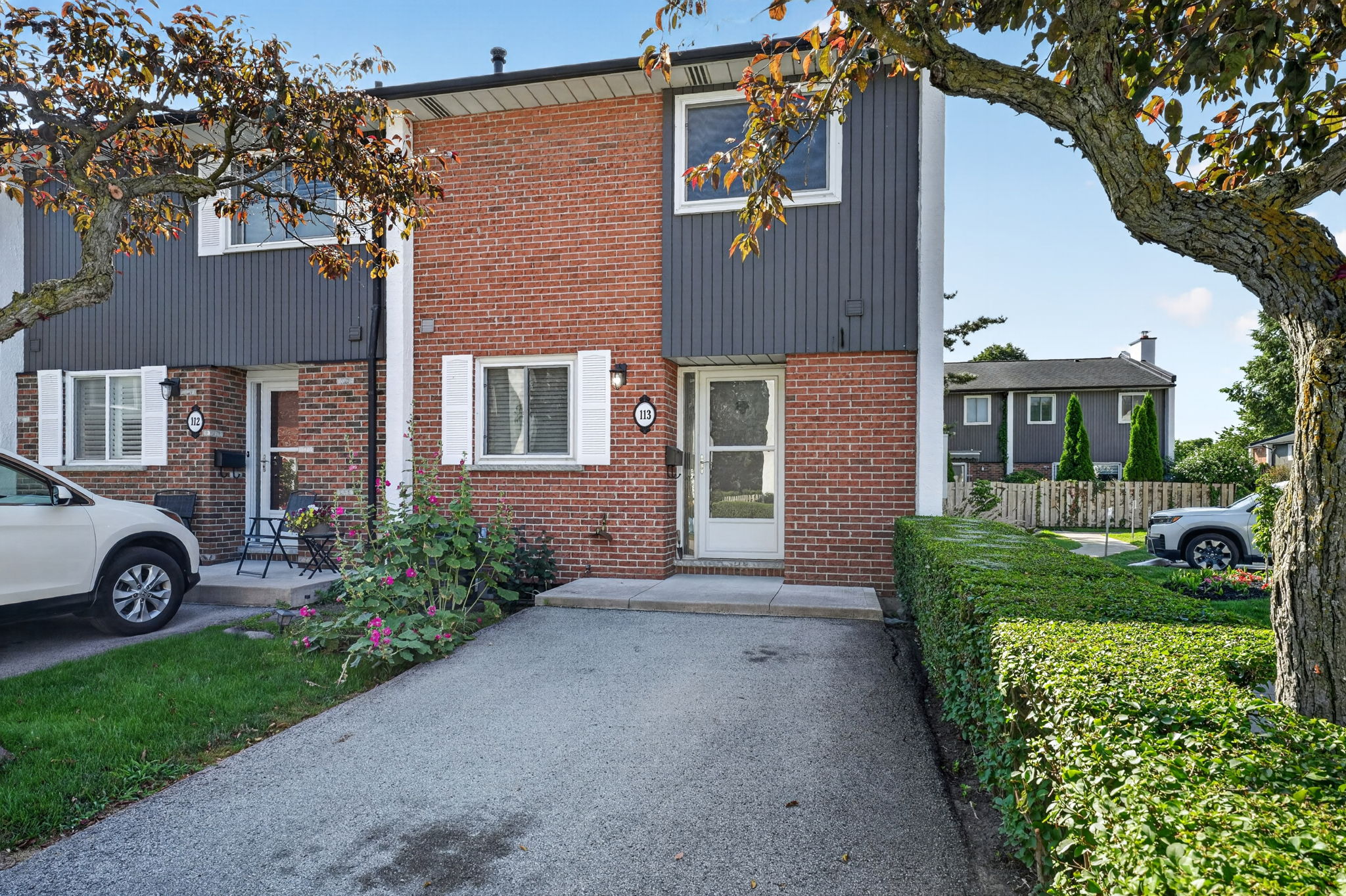 Feature Property image