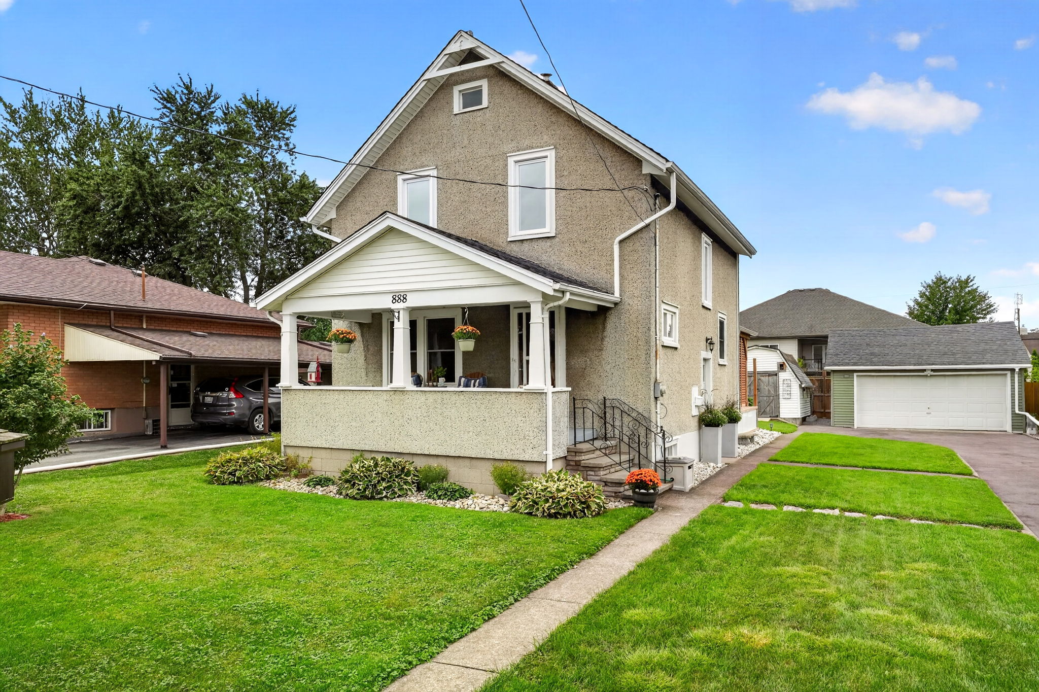 Feature Property image