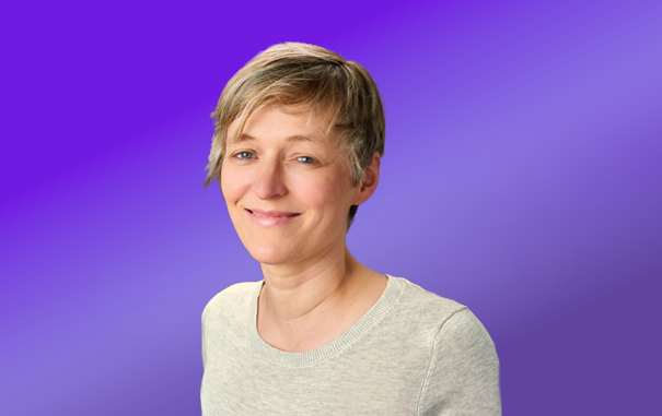 Portrait von Iris Bökenheide, Head of Visual Production & Creative Director Visuals bei Healphy