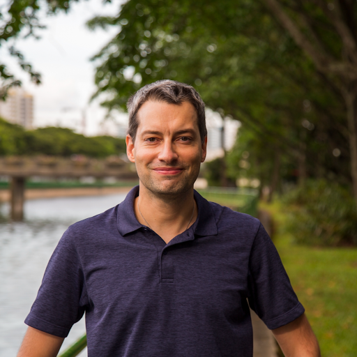 "Incredibly smart tool for creating long-form content"