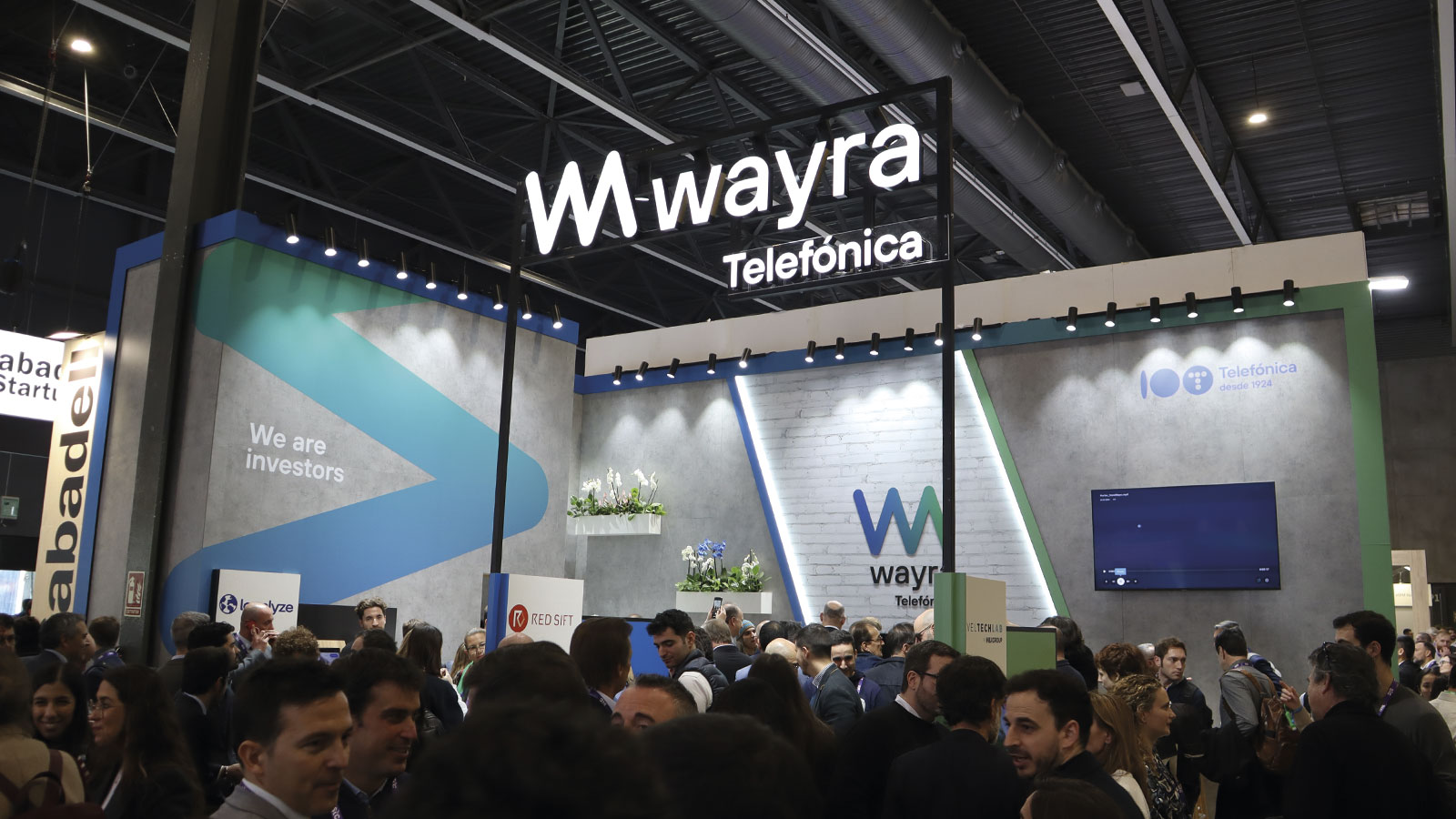 Wayra vs Acceleratoren: Welches Programm katapultiert dein Startup wirklich nach vorn?