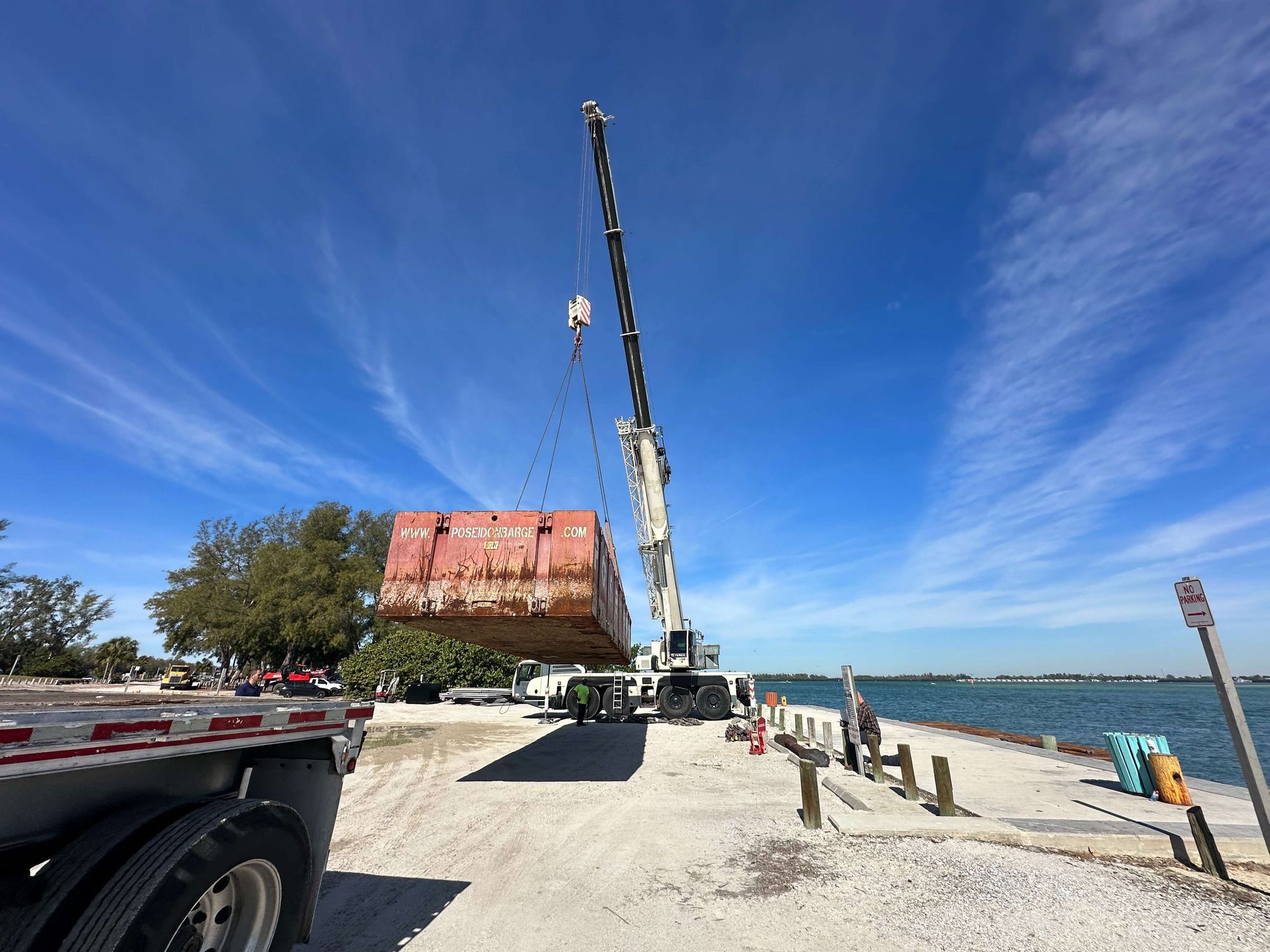 Adams Crane© - Container Crane Services