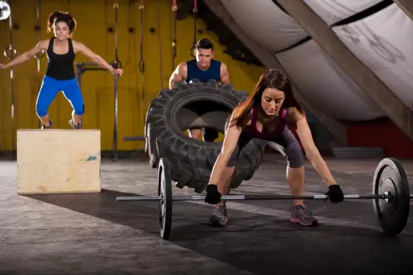 Séance de cross training encadrée par un coach à Toulouse