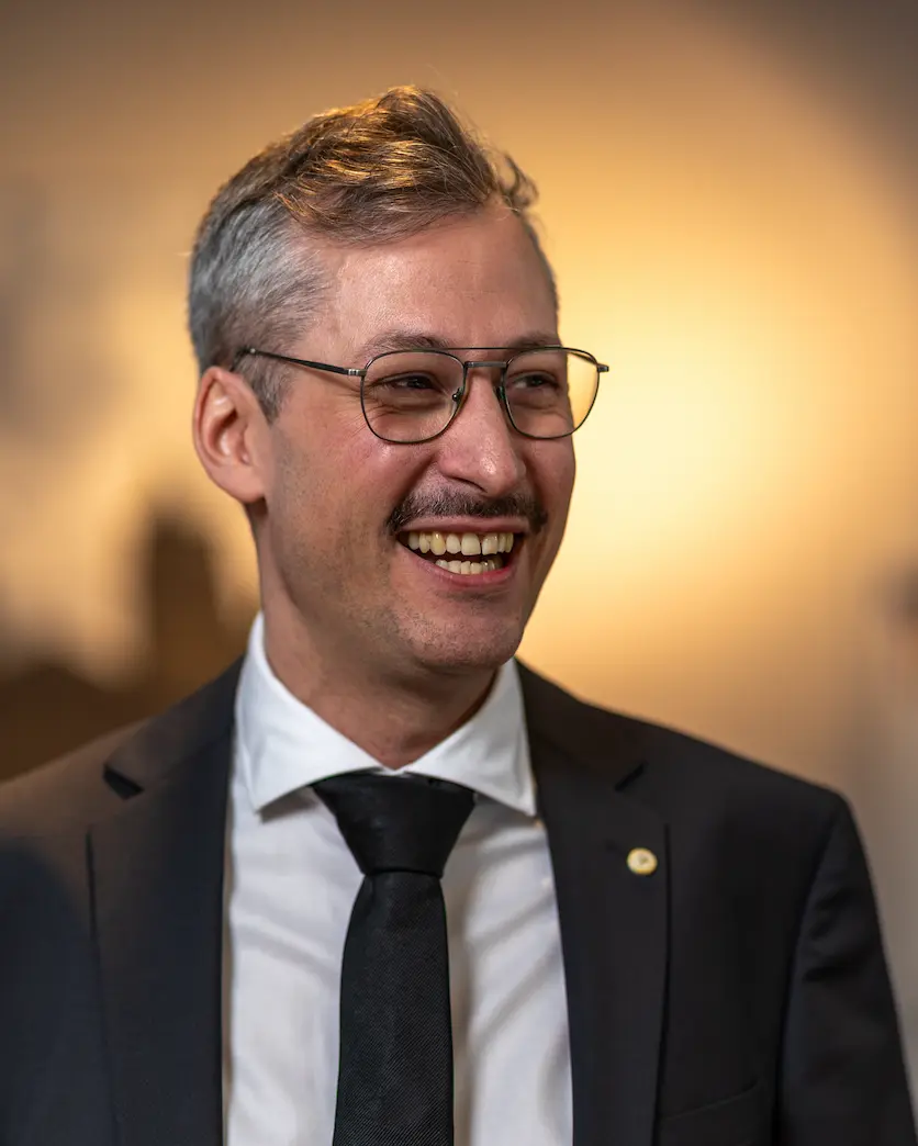 Tristan Böck, Mitarbeiter Martin Loch Bestattungshaus