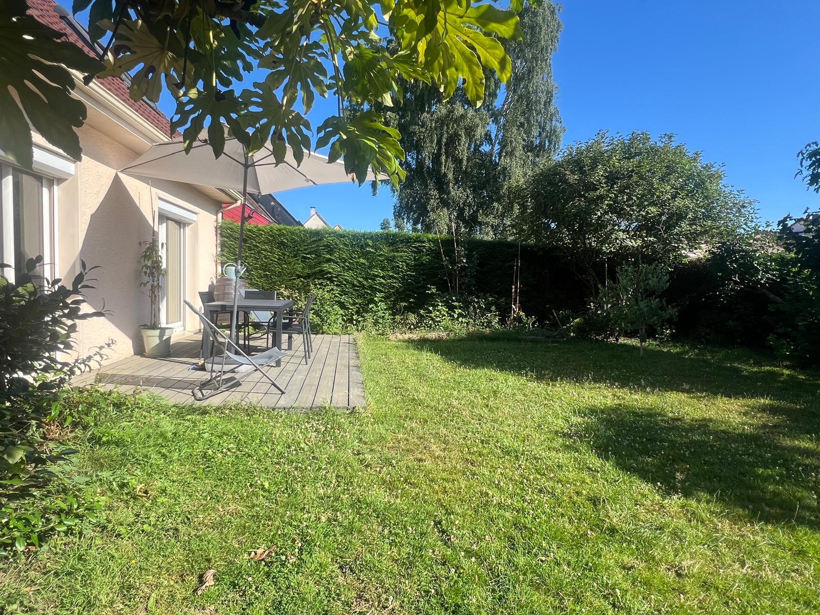 Feature Property image