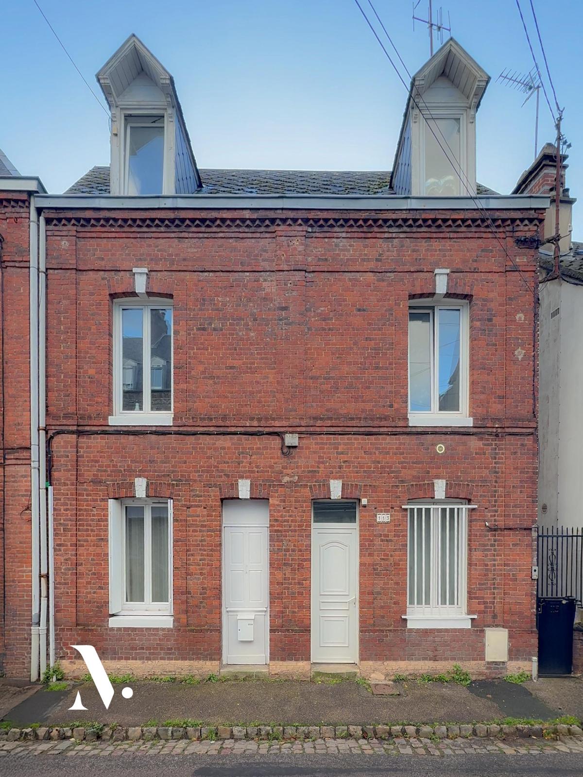 Feature Property image