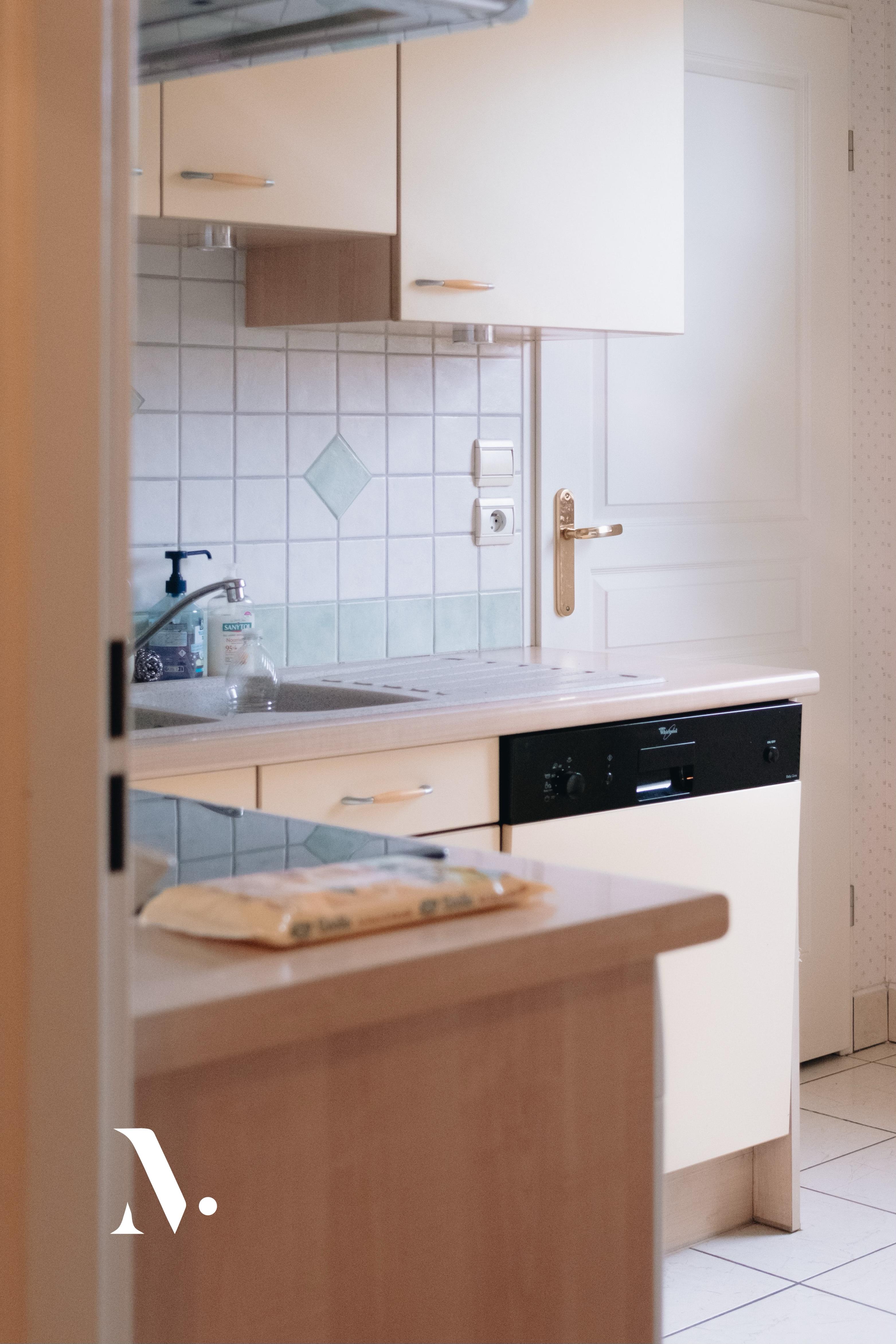 Feature Property image