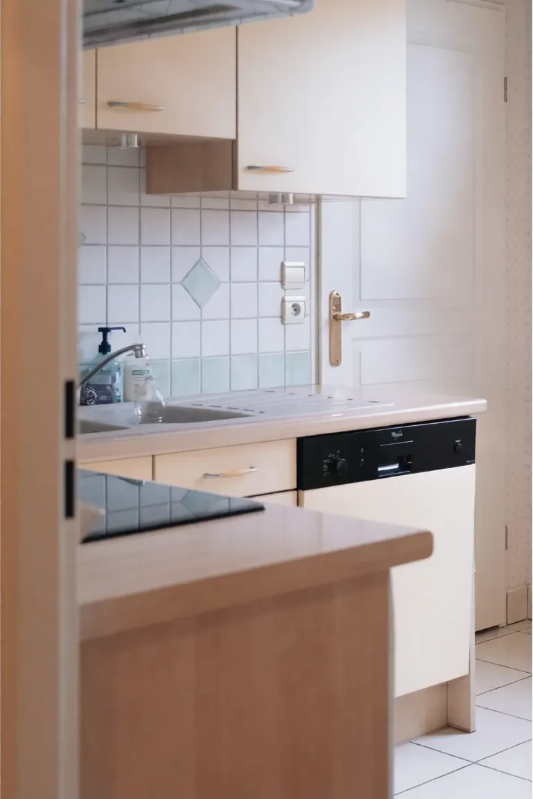 Feature Property image