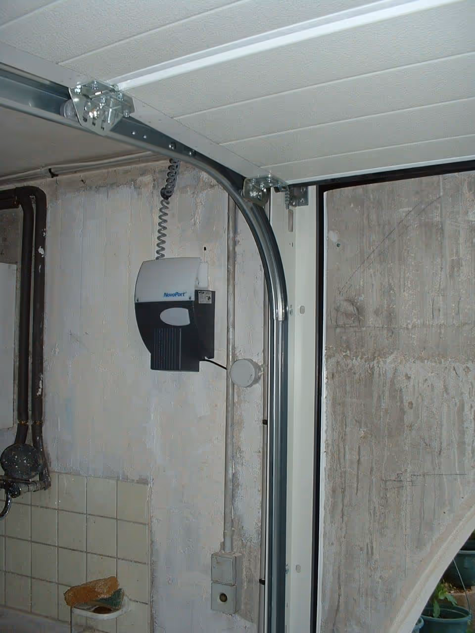 Moteur pour porte sectionnelle garage Aubagne
