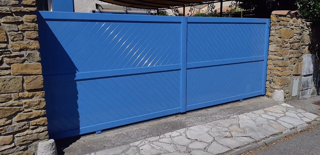 REMPLACEMENT DE PORTAIL ALUMINIUM A CARNOUX