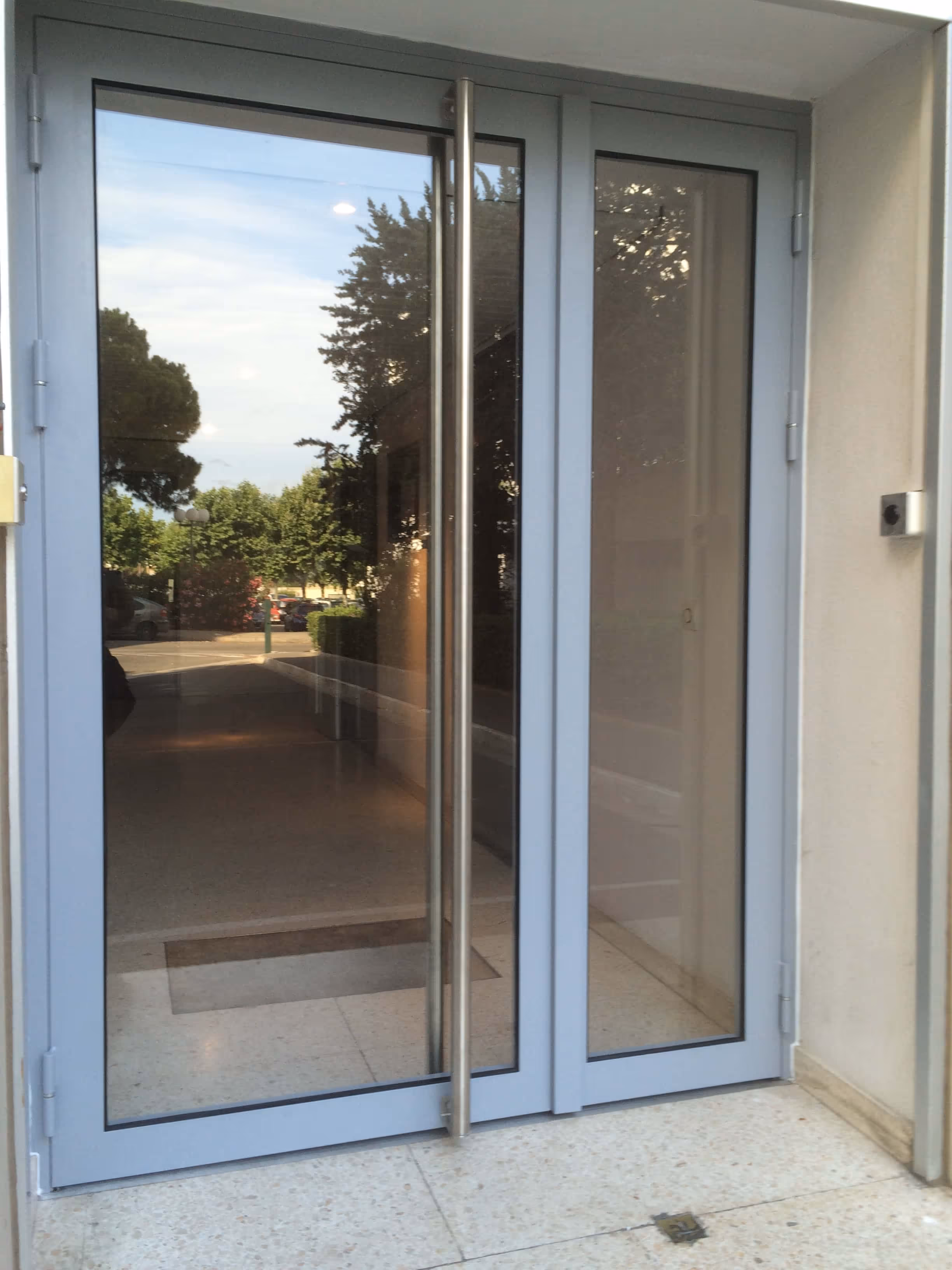 porte d'immeuble acier laquÇ 10|Porte d'immeuble acier laquÇ 11|Porte d'immeuble- Commande d'ouverture|Porte d'immeuble - Platine extérieure