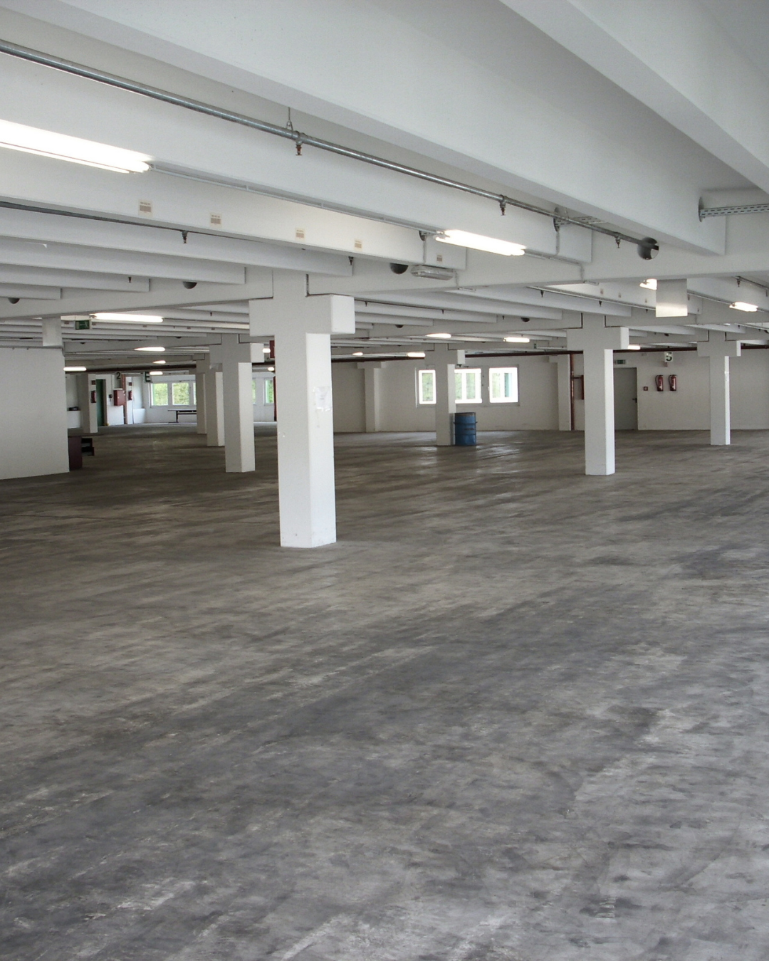 Bild von unserem Wahl&Co W auf dem Dach neben der Solaranalge