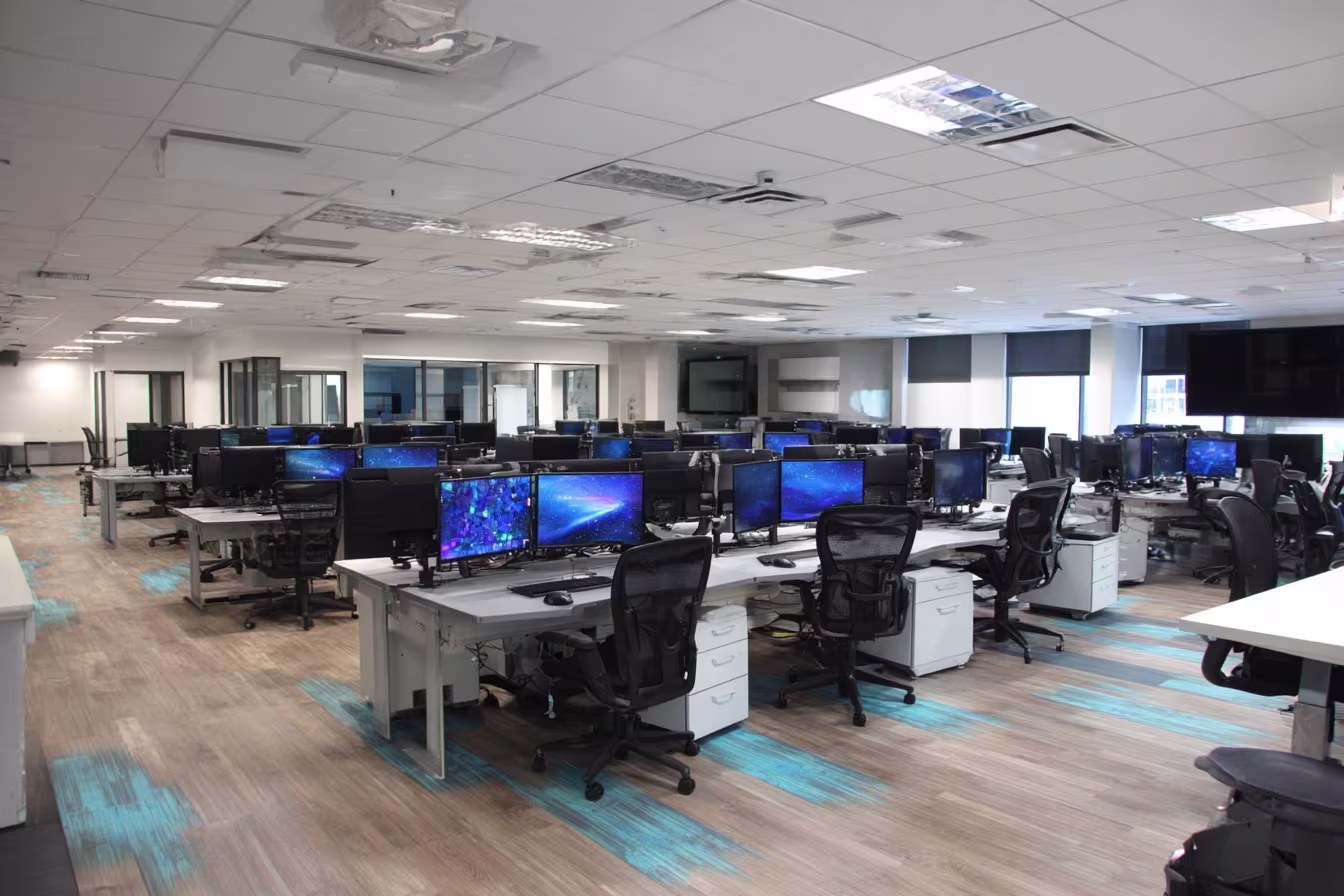 Collaborative hybrid IT infrastructure office
