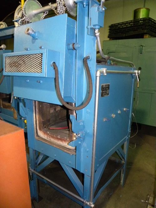 Hevi-Duty - Brick Lined Box Furnace