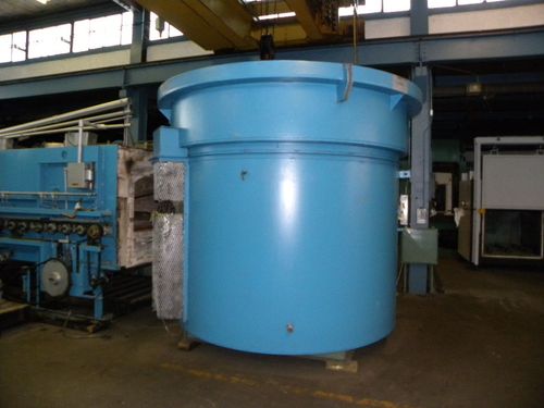 Flynn & Dreffein (Atmos.) - Brick Lined Recirculating Pit Tempering Furnace