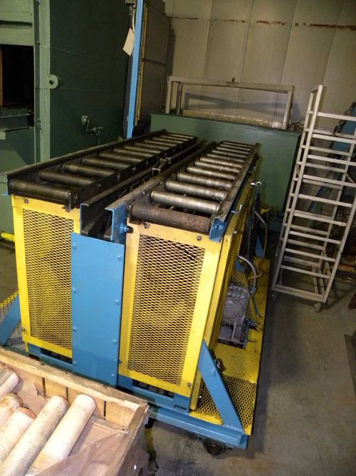 Lindberg - Powered Double-Ended Charge Car