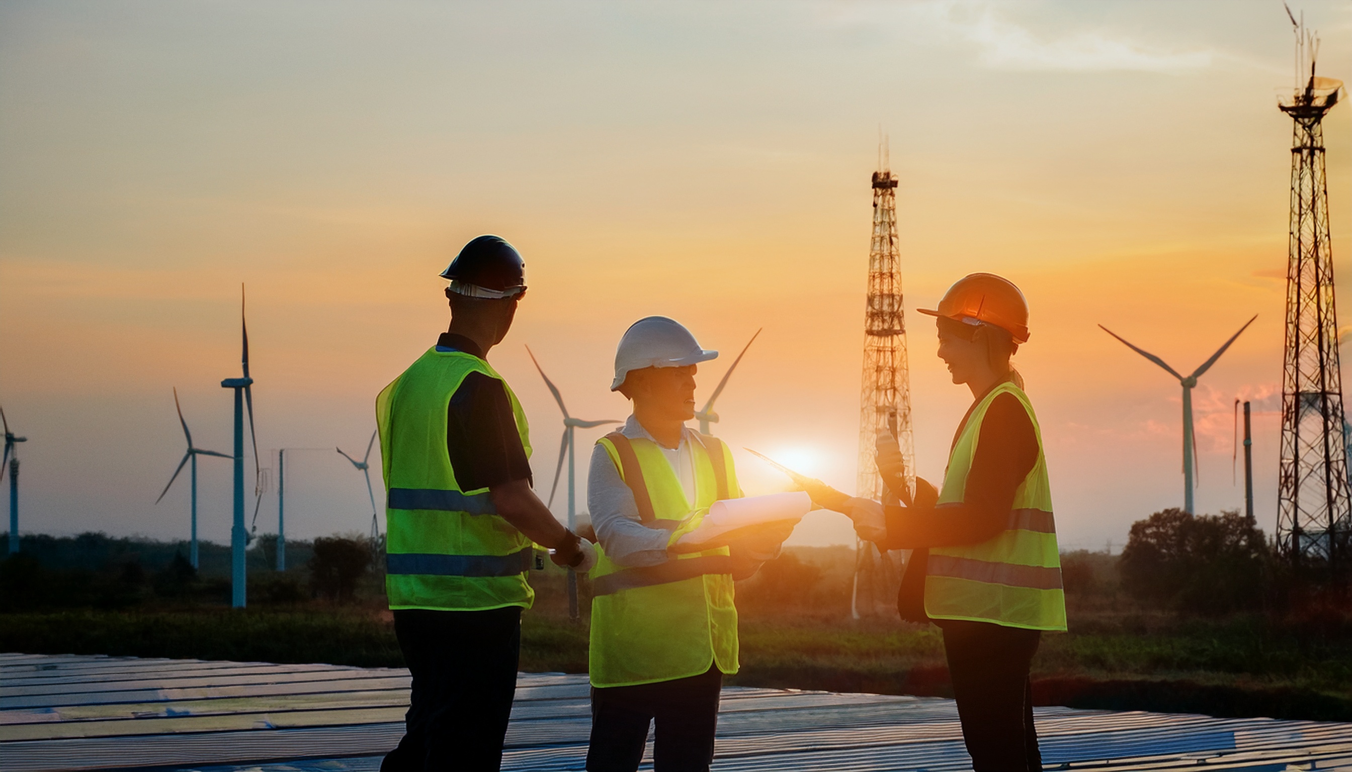 Meeting the Power Surge: How INGENIOUS.BUILD Equips Renewable Teams to Scale Fast and Smart