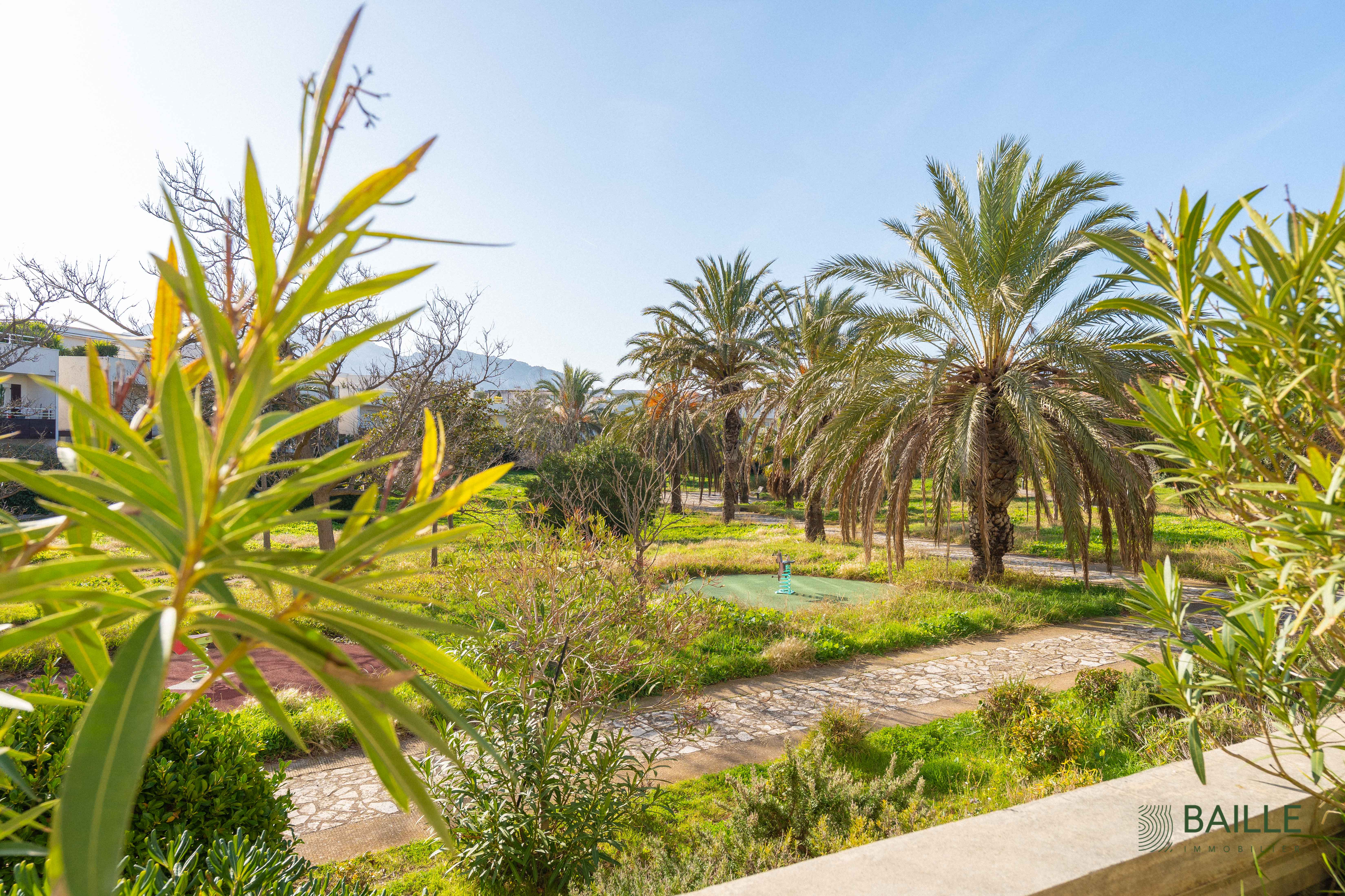 Terrasse au sud sans vis à vis au calme