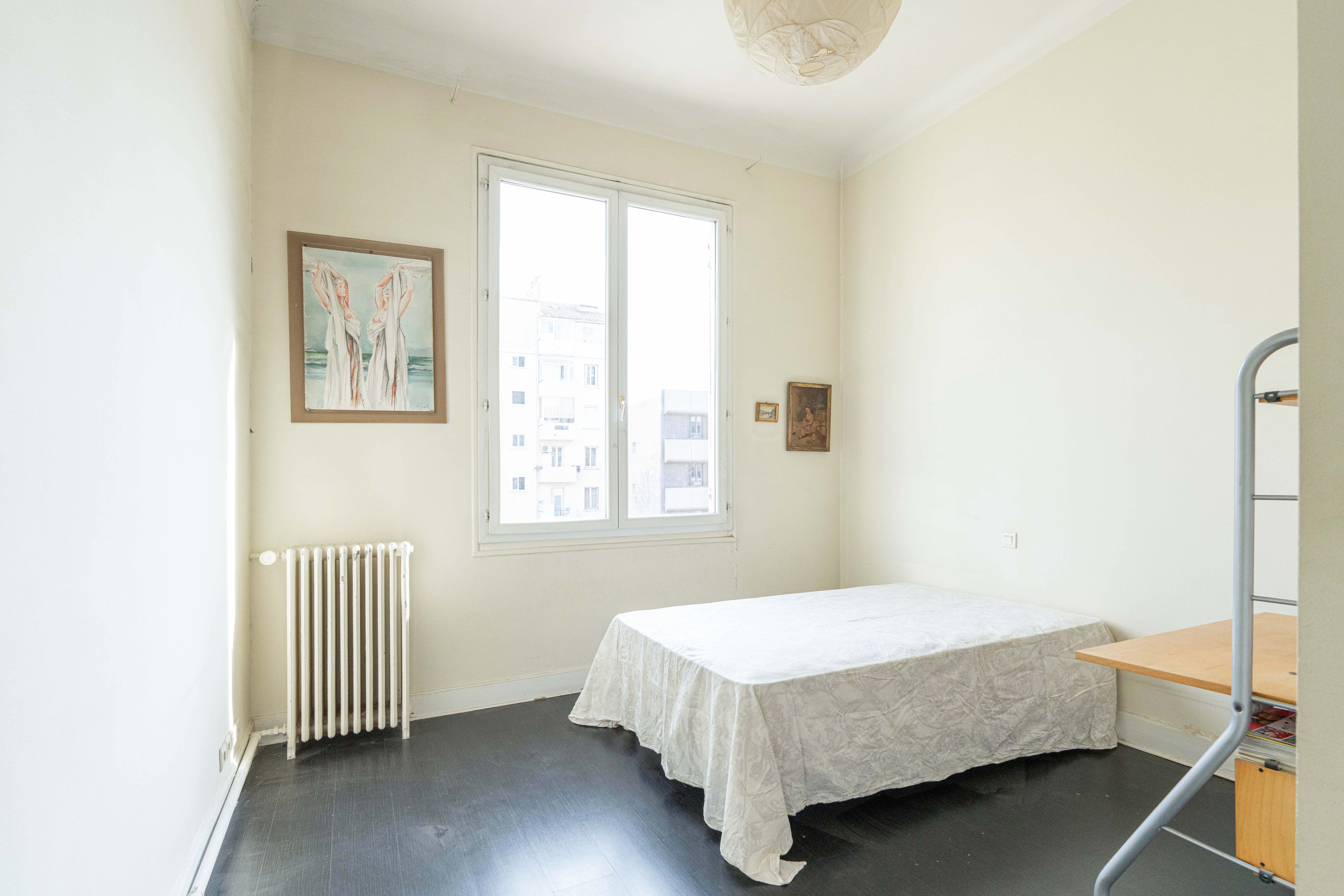 spacieuse chambre au calme