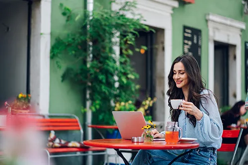 Wi-Fi 5 2x2 Outdoor Access Point from IO by HFCL providing fast, secure, and uninterrupted internet for open cafes, remote work, and digital transactions