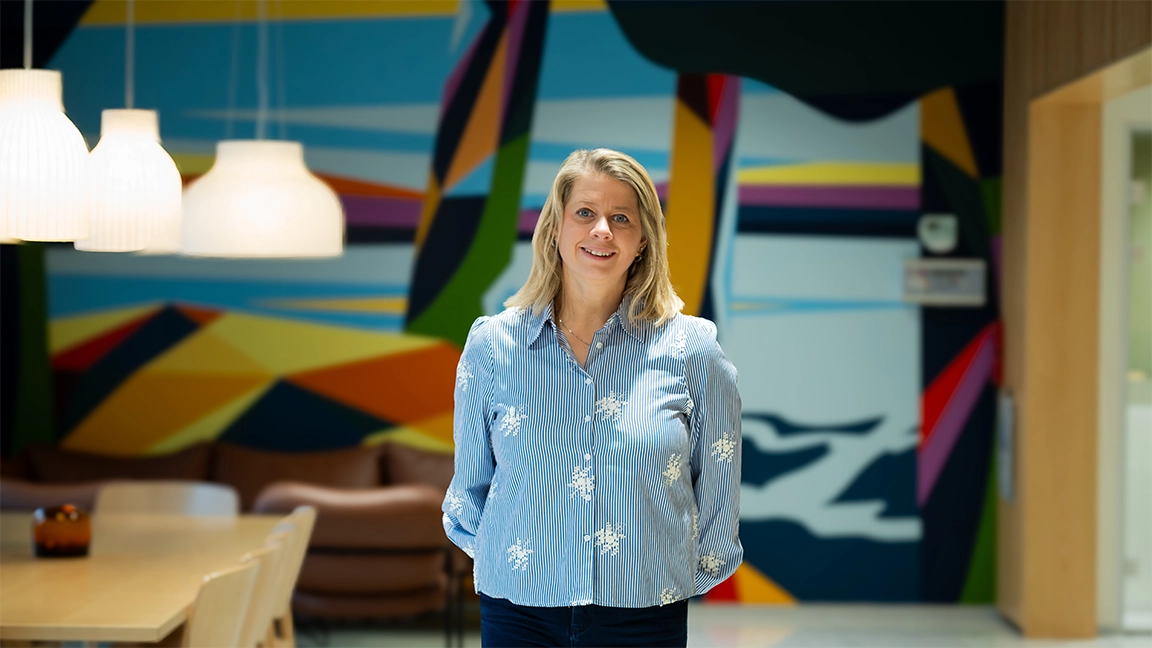 Renate er fagansvarlig for kvalitet og risiko i Fornebubanen