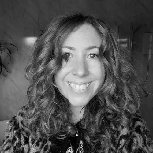 Dr. Bethan Roberts